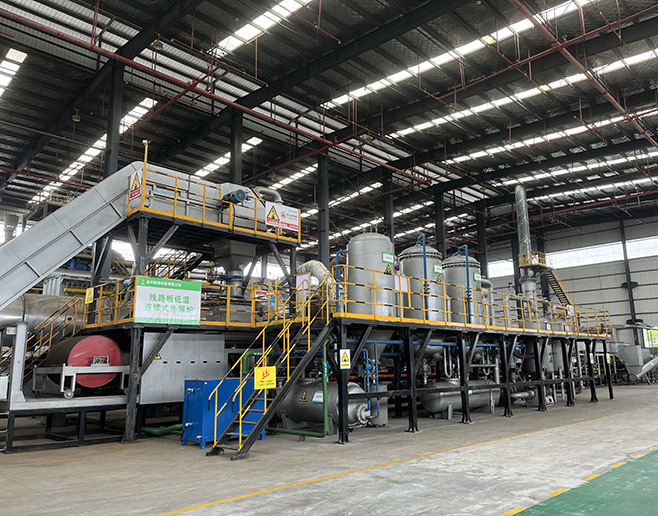 廢線路板連續無氧熱解回收成套裝備