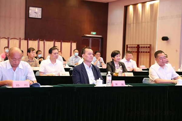 頂立科技董事長戴煜當選全聯科技裝備業商會常務會長 (2).jpg 頂立科技董事長戴煜當選全聯科技裝備業商會常務會長 (2).jpg